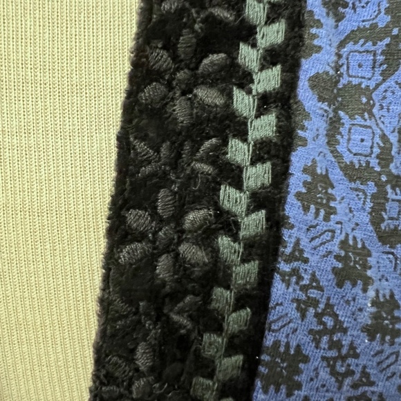 Lucky Brand Braided Velvet Trim Flare Sleeve Top Sz M - Picture 4 of 11